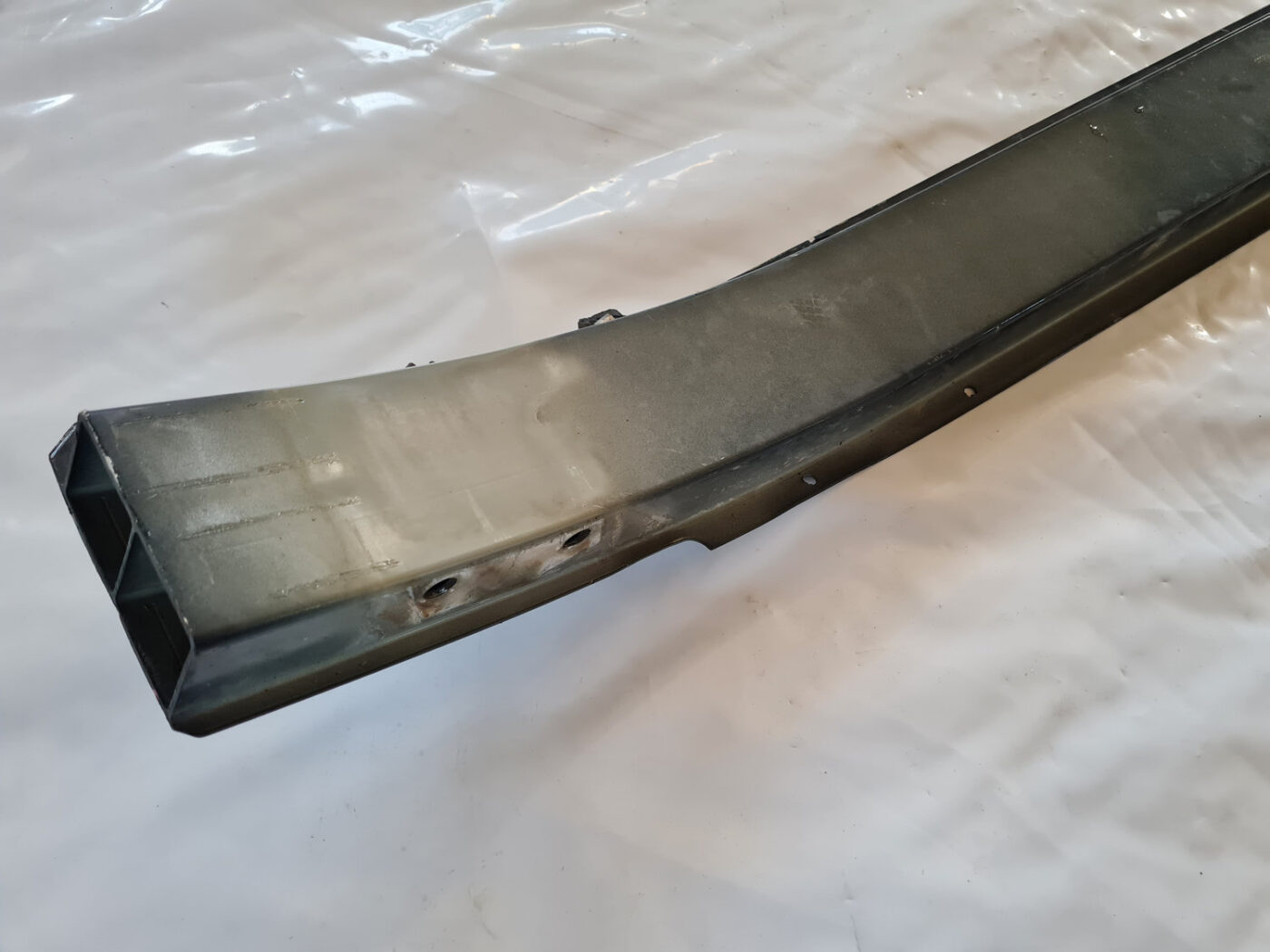 Priekšējā bufera pastiprinātājs priekš OPEL INSIGNIA 2010 6 Priekšējā bufera pastiprinātājs priekš OPEL INSIGNIA 2010