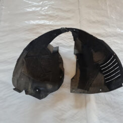 Priekšējais labais paspārns priekš OPEL INSIGNIA 2010