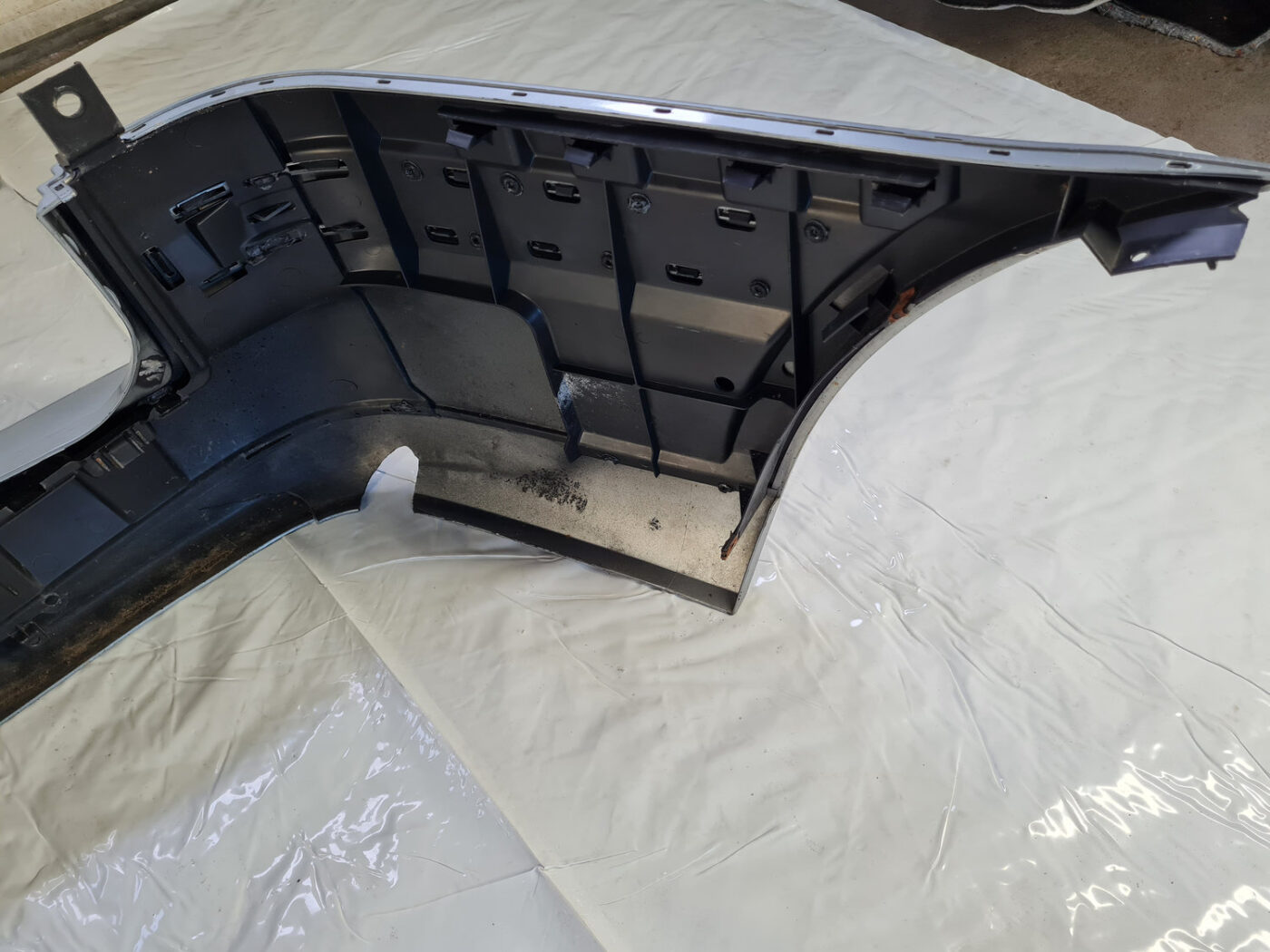 Aizmugures buferis priekš VW SHARAN 2001-2008 17 Aizmugures buferis priekš VW SHARAN 2001-2008