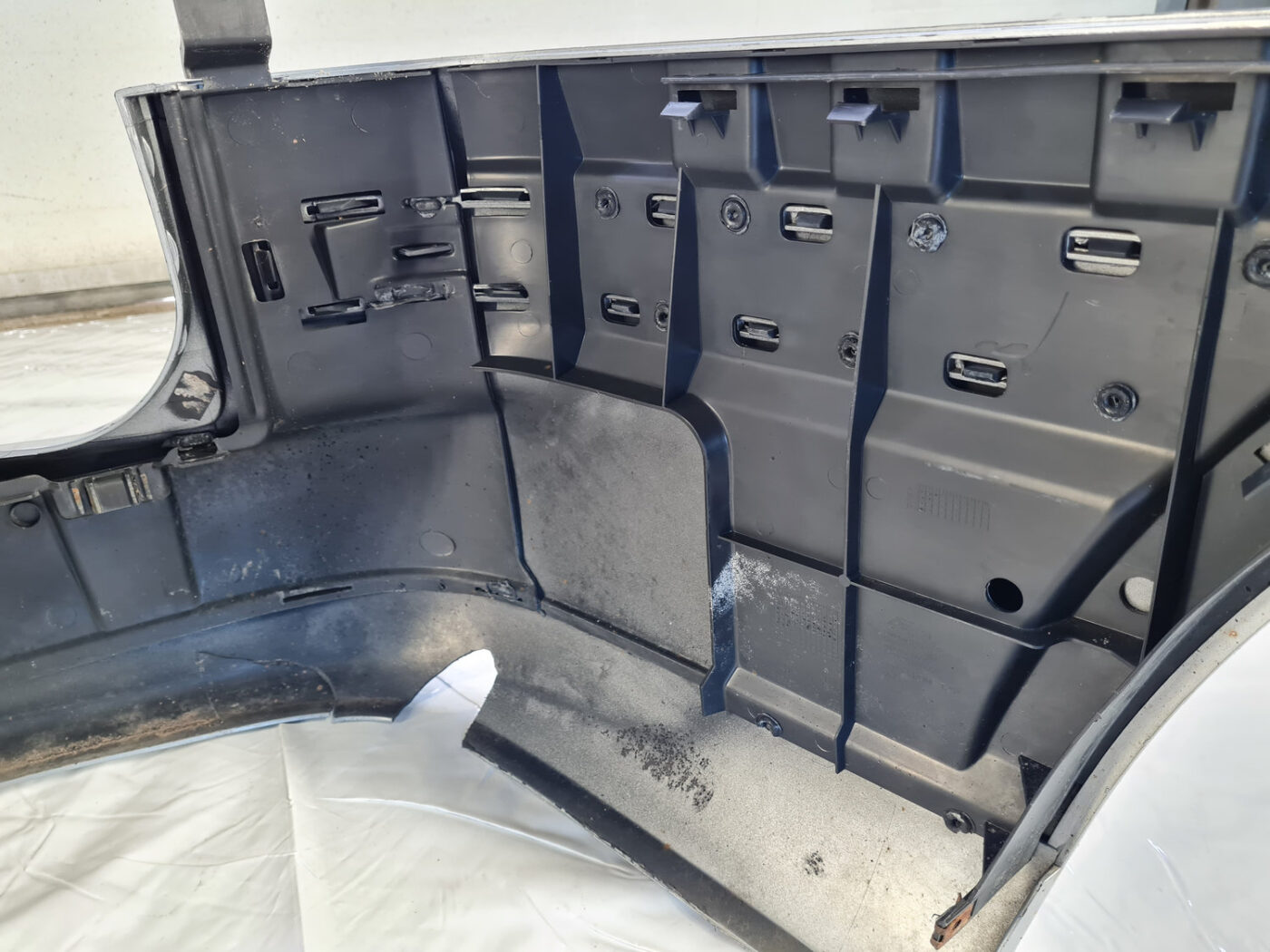 Aizmugures buferis priekš VW SHARAN 2001-2008 16 Aizmugures buferis priekš VW SHARAN 2001-2008