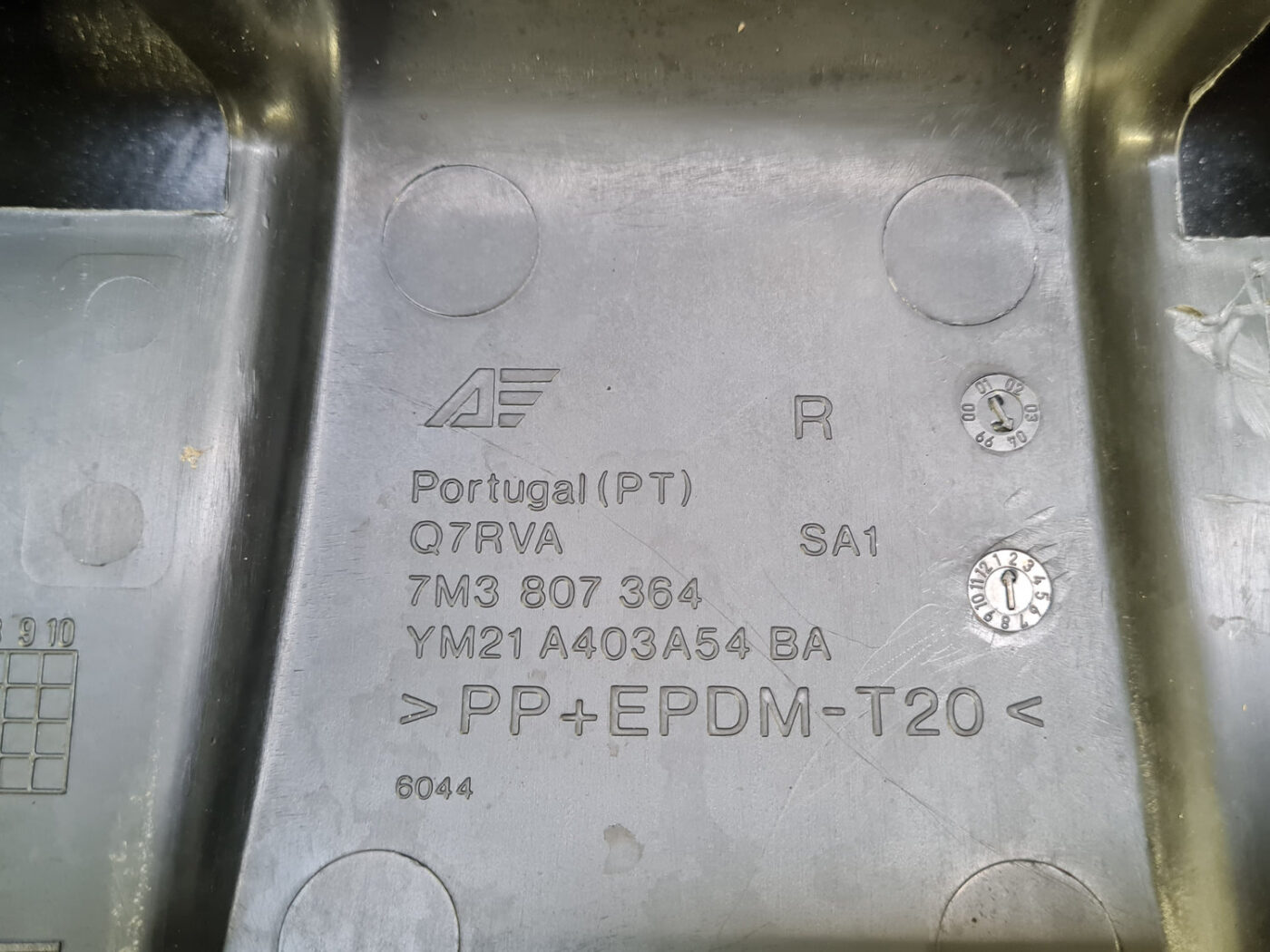 Aizmugures buferis priekš VW SHARAN 2001-2008 5 Aizmugures buferis priekš VW SHARAN 2001-2008