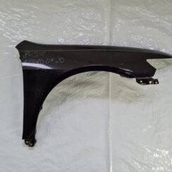 Priekšējais labais spārns priekš HONDA ACCORD 2008