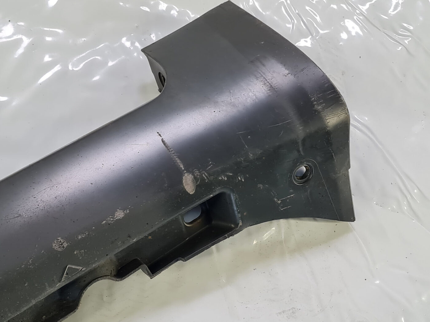 Ārēja sliekšņa laba uzlika priekš AUDI A4 2004 16 Ārēja sliekšņa laba uzlika priekš AUDI A4 2004