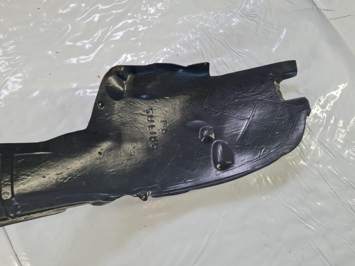 Priekšējais kreisais paspārns priekš OPEL ZAFIRA 2002 4 Priekšējais kreisais paspārns priekš OPEL ZAFIRA 2002