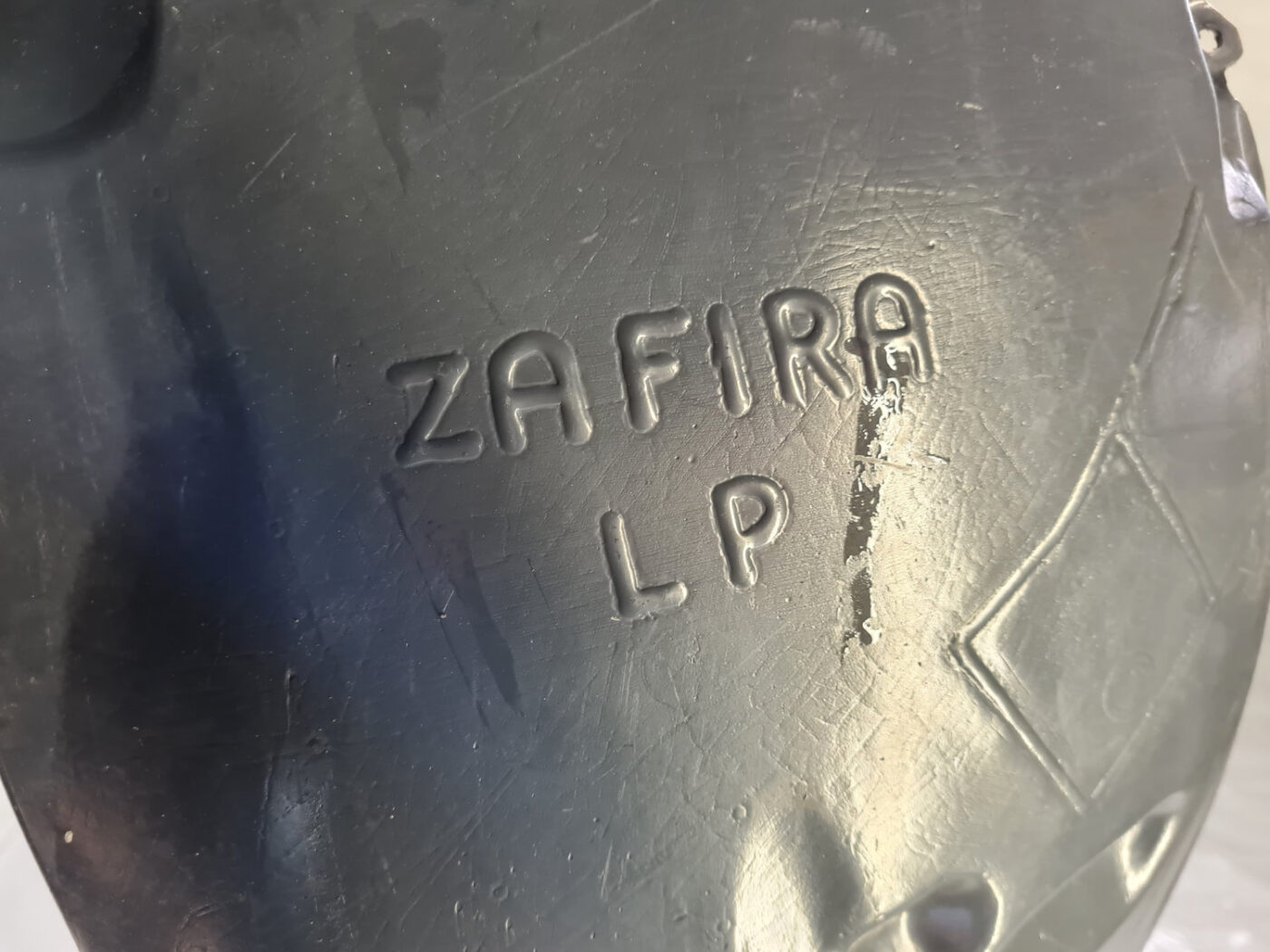 Priekšējais kreisais paspārns priekš OPEL ZAFIRA 2002 3 Priekšējais kreisais paspārns priekš OPEL ZAFIRA 2002