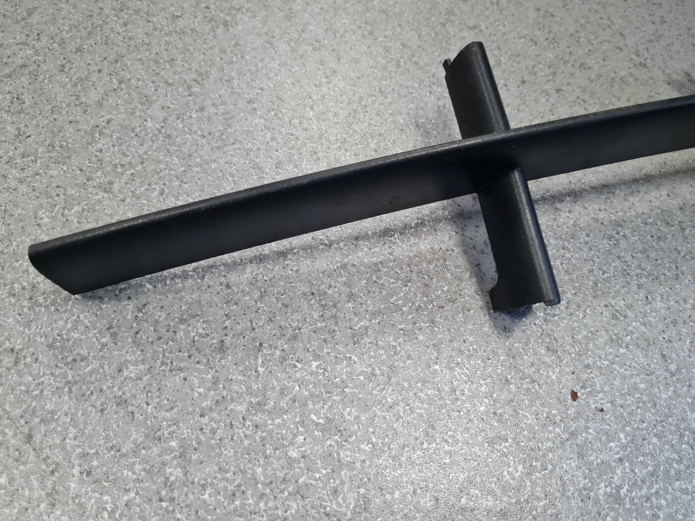 Bufera reste priekš BMW 520D E60 2006 ENG. 2 Bufera reste priekš BMW 520D E60 2006 ENG.