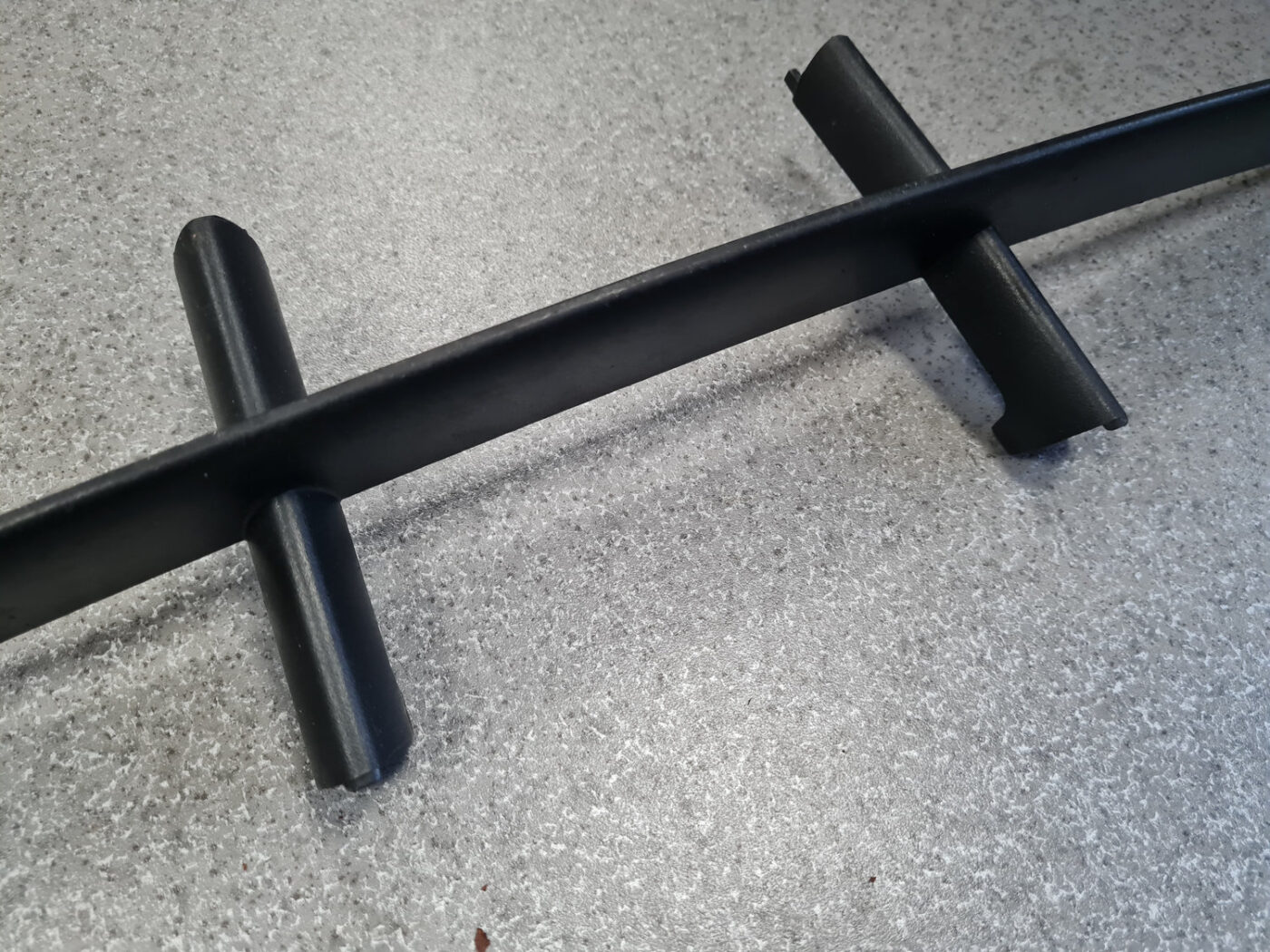 Bufera reste priekš BMW 520D E60 2006 ENG. 10 Bufera reste priekš BMW 520D E60 2006 ENG.