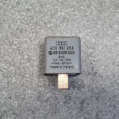 Drošinātāju releja priekš AUDI A6 1998