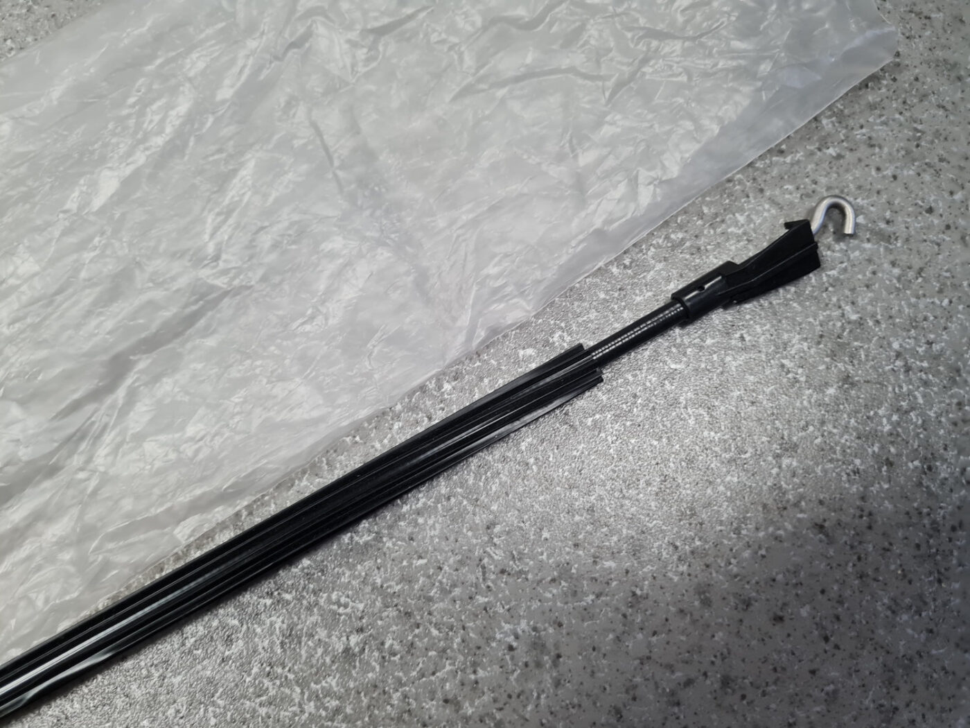 Durvju roktura trose priekš VW PASSAT B7 2011-2015 6 Durvju roktura trose priekš VW PASSAT B7 2011-2015