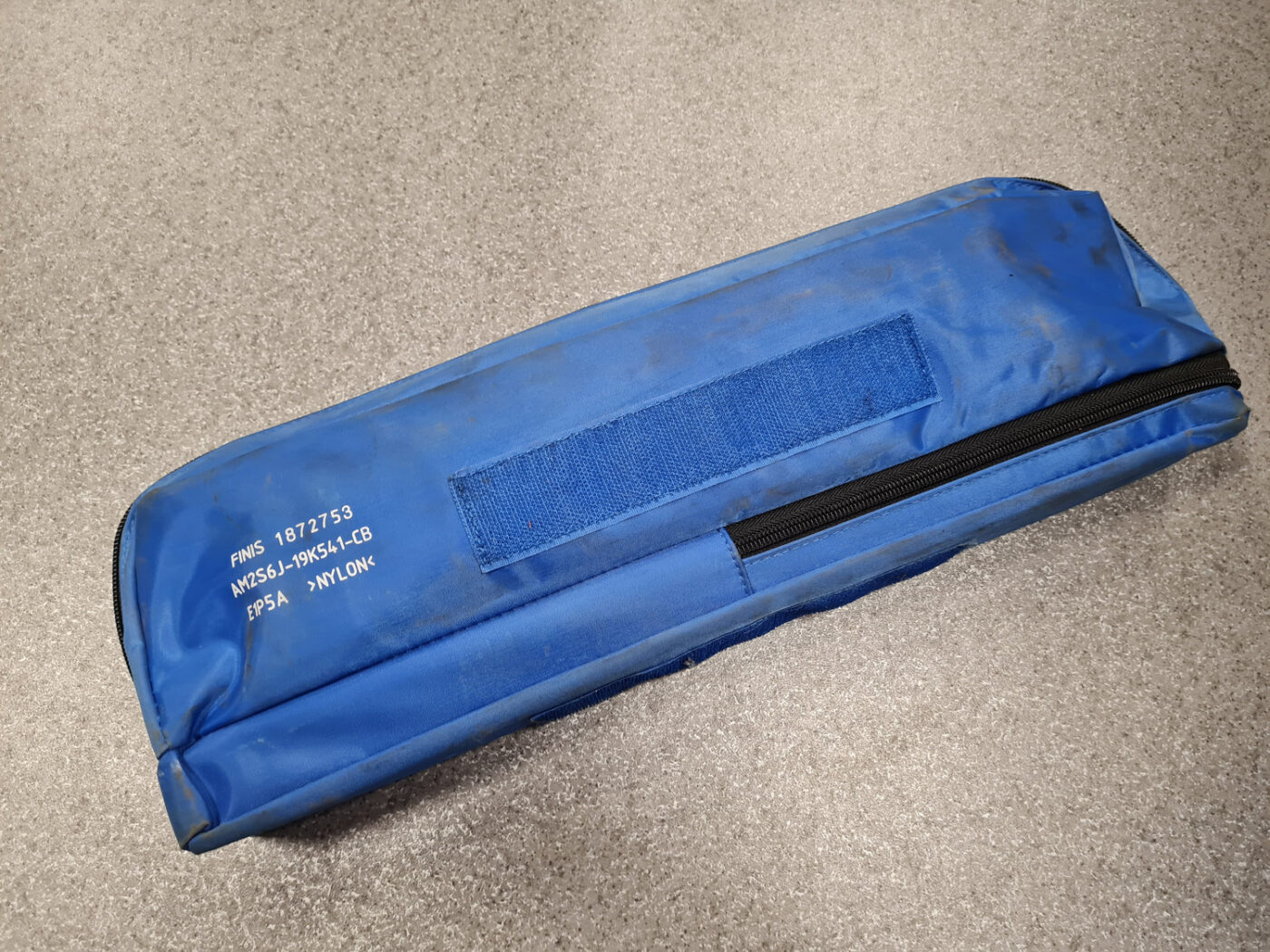 Pirmās palīdzības komplekts priekš FORD 6 Pirmās palīdzības komplekts priekš FORD