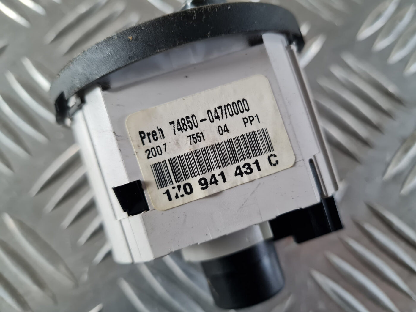 Gaismas slēdzis priekš ŠKODA OCTAVIA 2007