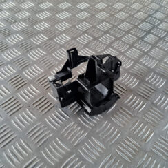 Stūres statnes kronšteins priekš ŠKODA OCTAVIA 2007