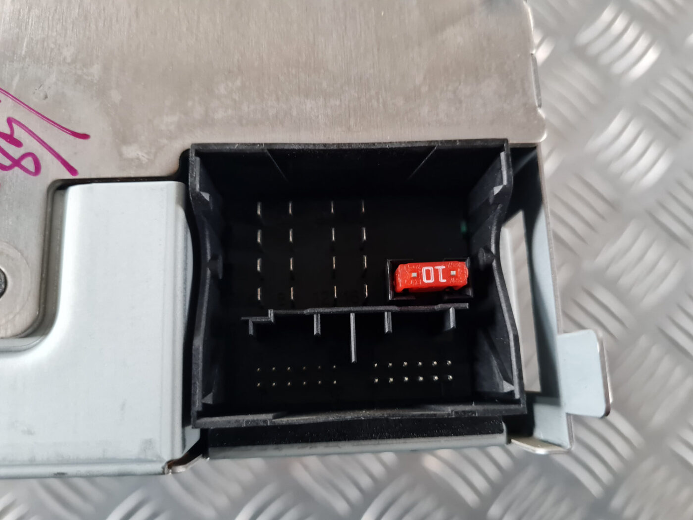 CD/DVD/Navigācijas bloks priekš ŠKODA OCTAVIA 2007 5 CD/DVD/Navigācijas bloks priekš ŠKODA OCTAVIA 2007