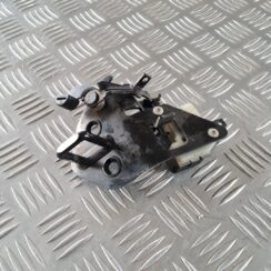 Bagažnieka vāka slēdzenes cilpa priekš ŠKODA OCTAVIA 2007