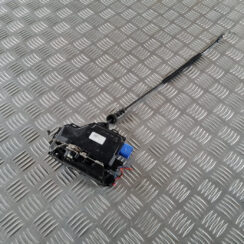 Aizmugurējo labo durvju slēdzene priekš ŠKODA OCTAVIA 2007