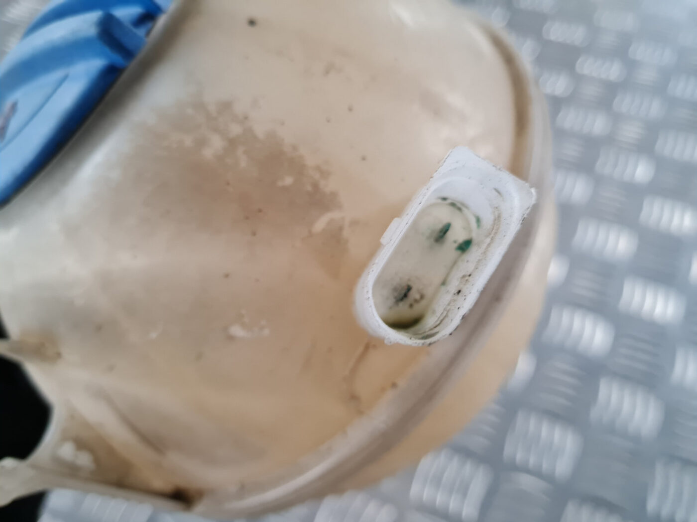 Dzesēšanas šķidruma tvertne priekš ŠKODA OCTAVIA 2007 2 Dzesēšanas šķidruma tvertne priekš ŠKODA OCTAVIA 2007