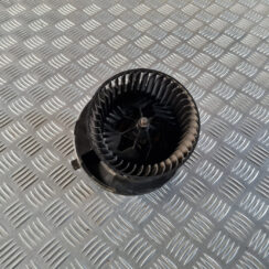 Salona ventilators priekš ŠKODA OCTAVIA 2007