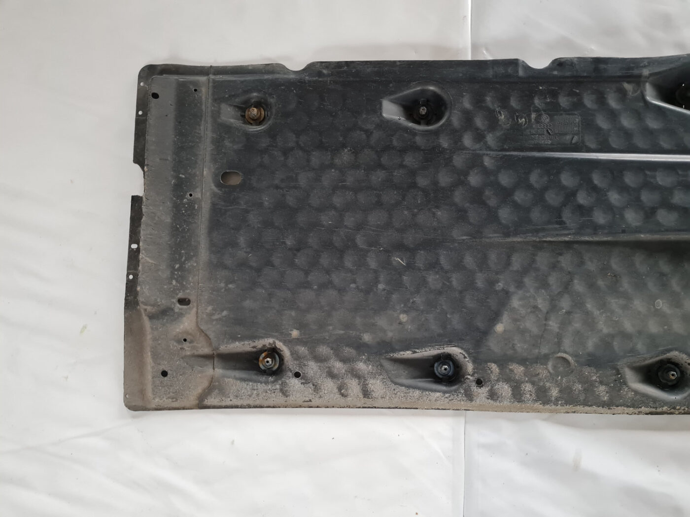 Virsbūves apakšējais aizsargs priekš ŠKODA OCTAVIA 2007