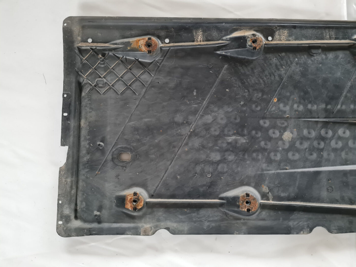 Virsbūves apakšējais aizsargs priekš ŠKODA OCTAVIA 2007