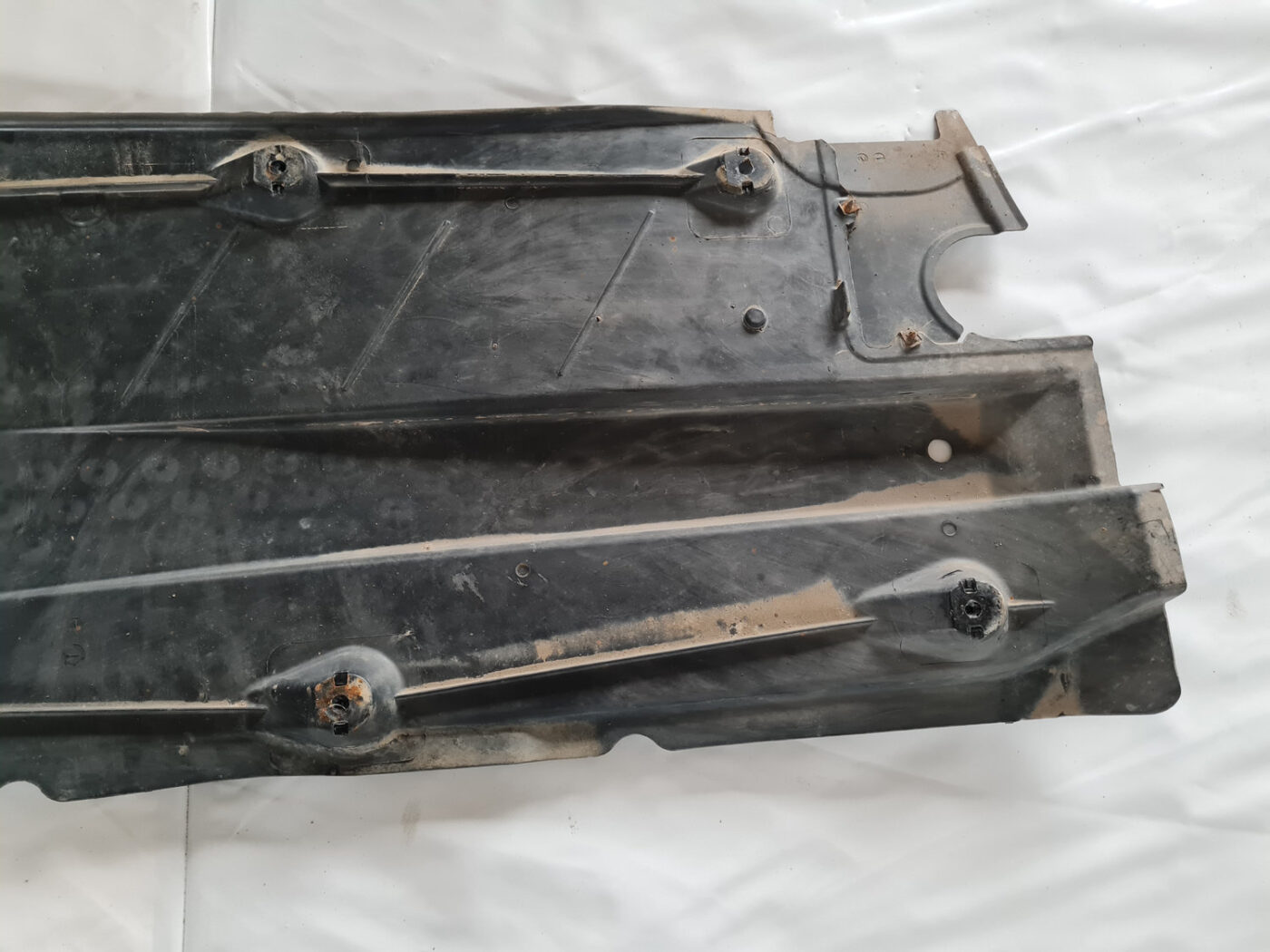 Virsbūves apakšējais aizsargs priekš ŠKODA OCTAVIA 2007