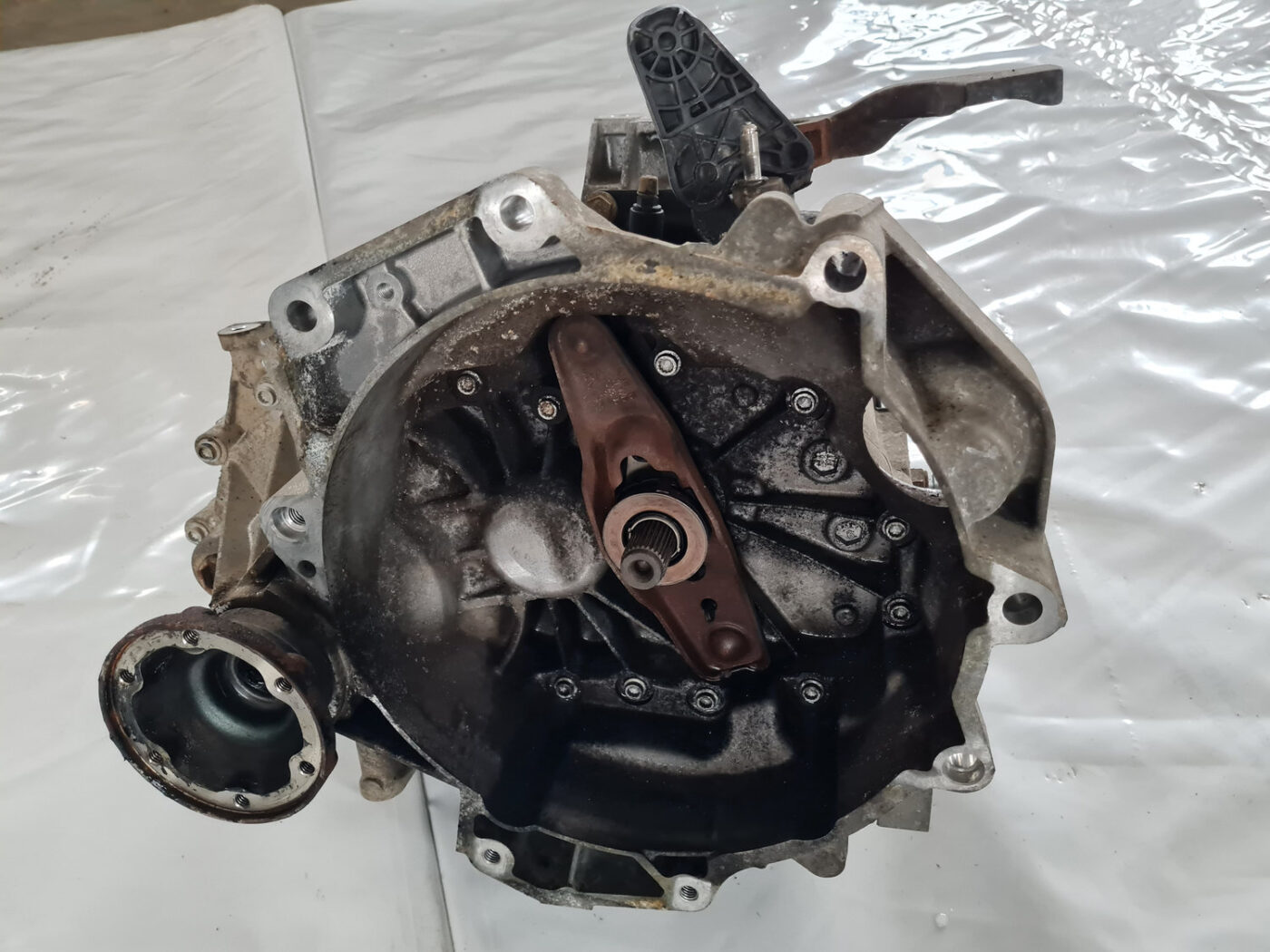 Mehāniska pārnesumkārba priekš ŠKODA OCTAVIA 2007 2 Mehāniska pārnesumkārba priekš ŠKODA OCTAVIA 2007