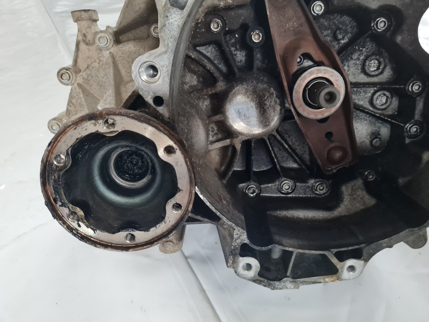 Mehāniska pārnesumkārba priekš ŠKODA OCTAVIA 2007 10 Mehāniska pārnesumkārba priekš ŠKODA OCTAVIA 2007