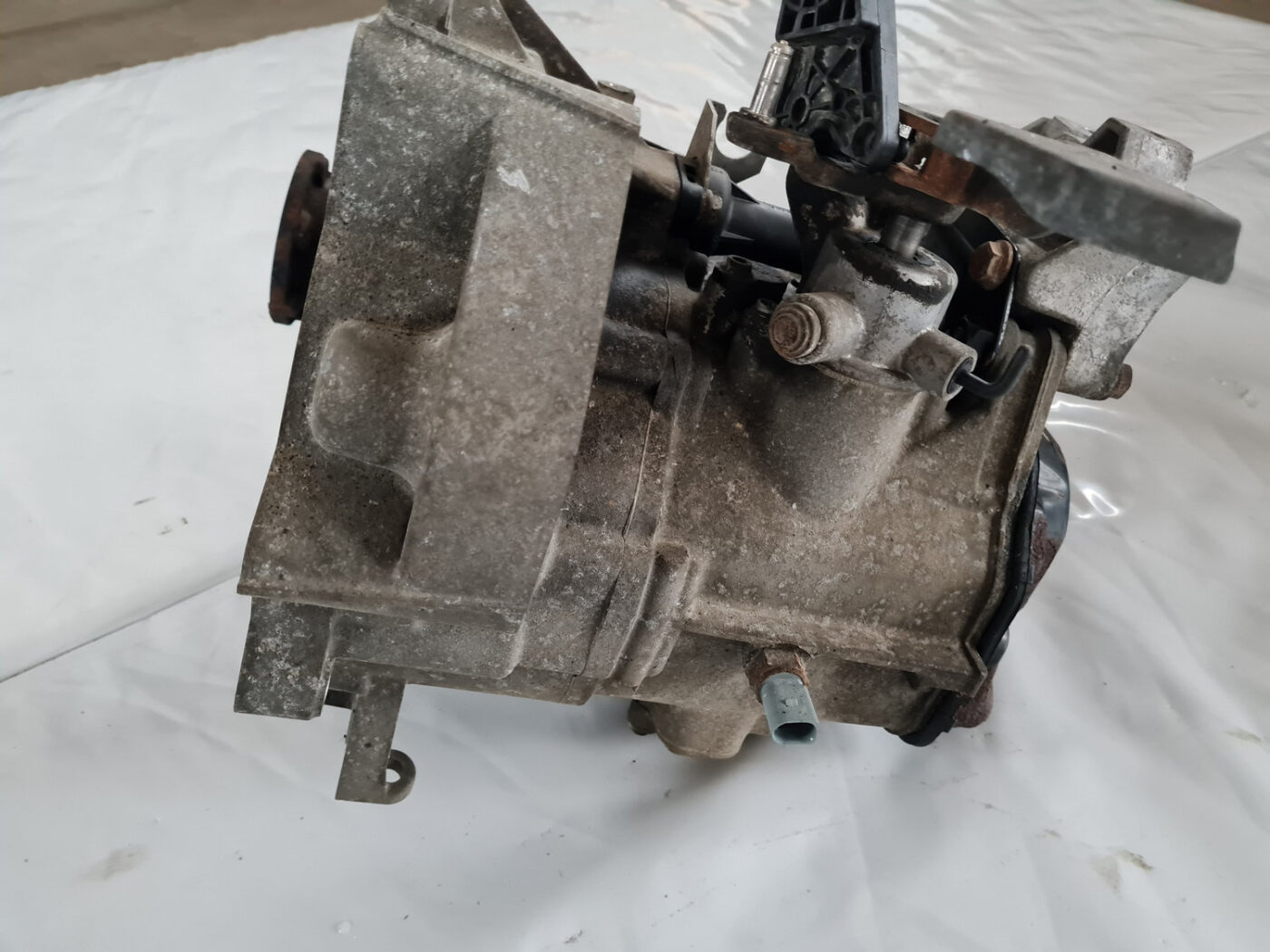 Mehāniska pārnesumkārba priekš ŠKODA OCTAVIA 2007 7 Mehāniska pārnesumkārba priekš ŠKODA OCTAVIA 2007