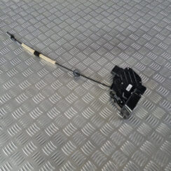 Priekšējo labo durvju slēdzene priekš VOLVO XC 60 2009