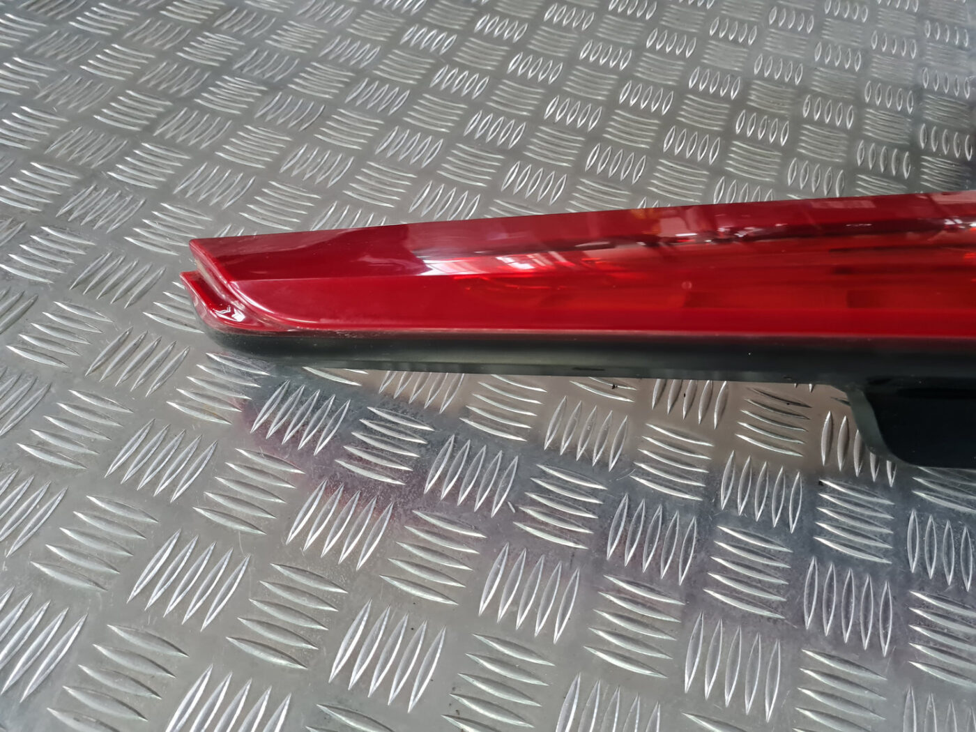 Aizmugurējais labais lukturis priekš VOLVO XC 60 2009