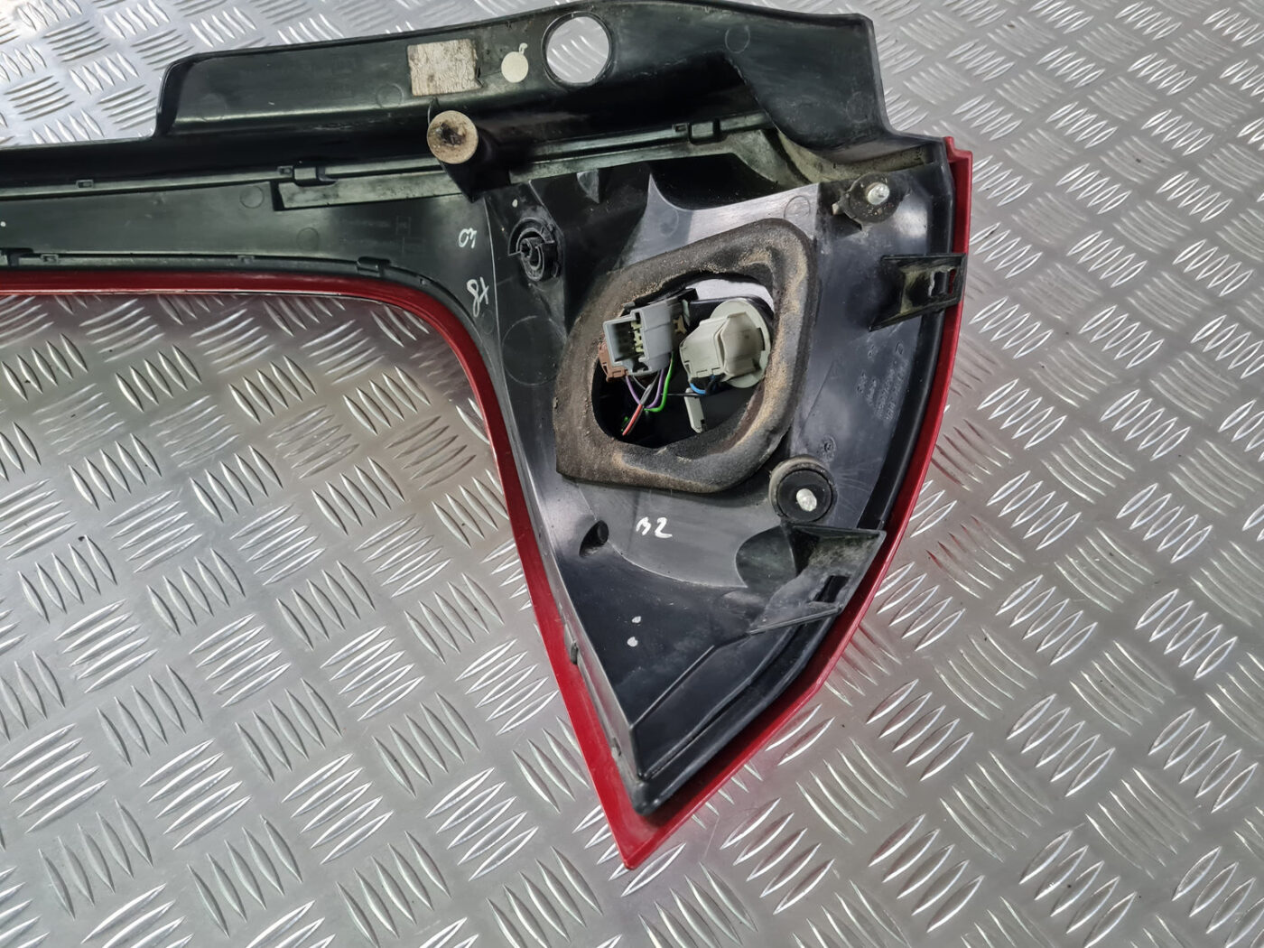 Aizmugurējais labais lukturis priekš VOLVO XC 60 2009