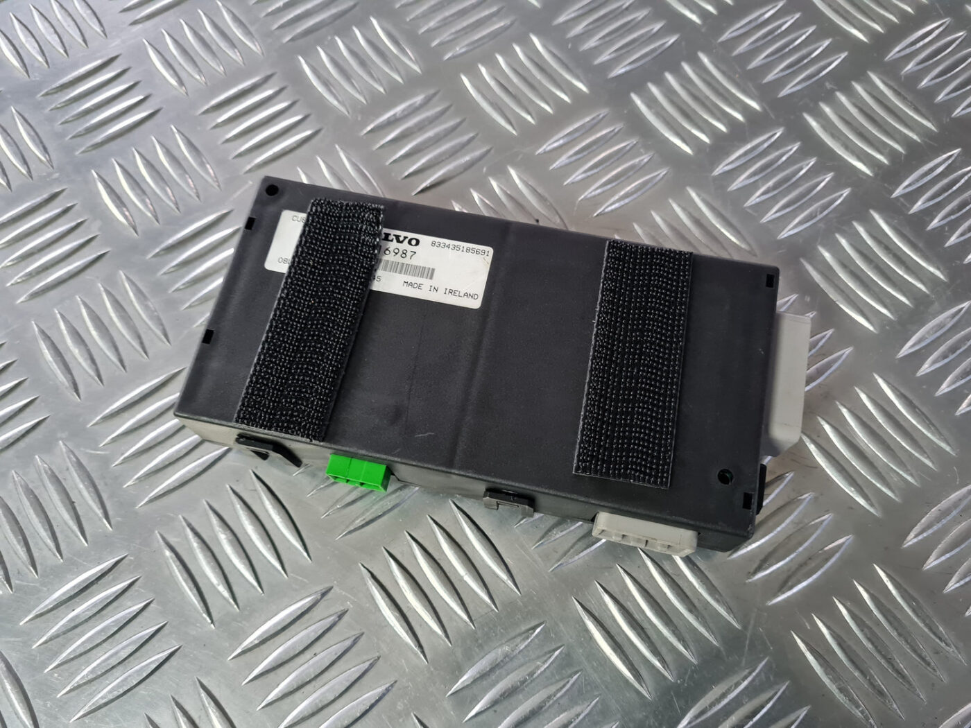 Piekabes āķa vadības bloks priekš VOLVO XC 60 2009 7 Piekabes āķa vadības bloks priekš VOLVO XC 60 2009