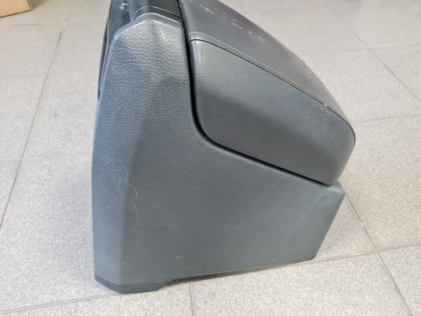 Roku balsts priekš VOLVO XC90 2004 18 Roku balsts priekš VOLVO XC90 2004