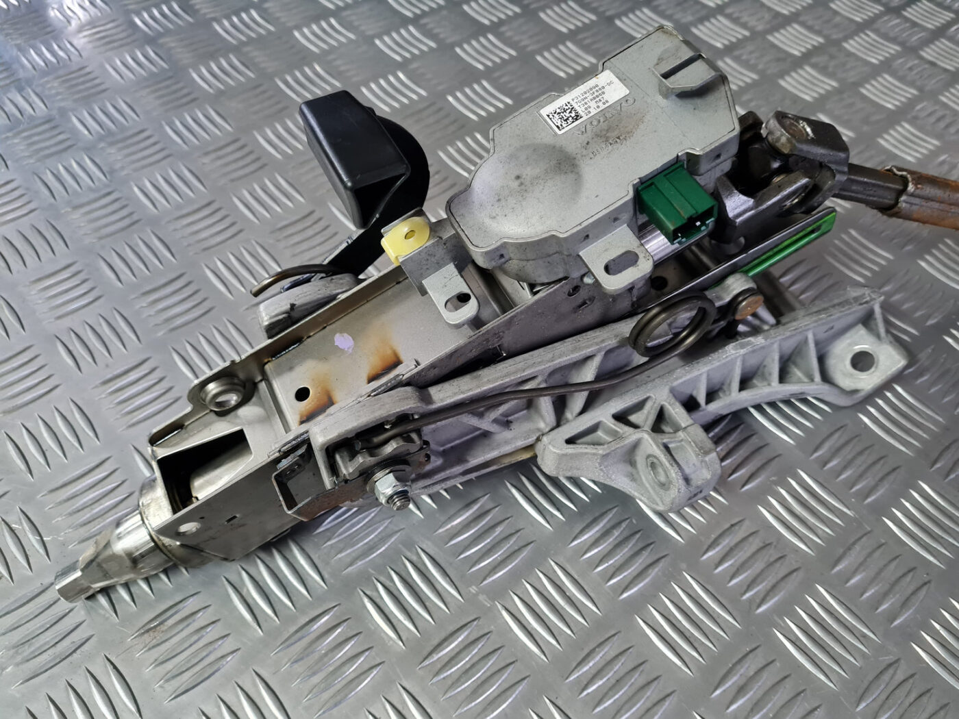 Stūres statne priekš VOLVO XC 60 2009 9 Stūres statne priekš VOLVO XC 60 2009