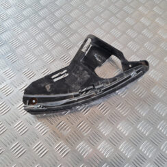 Priekšēja luktura kronšteins priekš VOLVO XC 60 2009