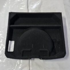 Mantu nodalījums bagāžniekā priekš VOLVO XC 60 2009