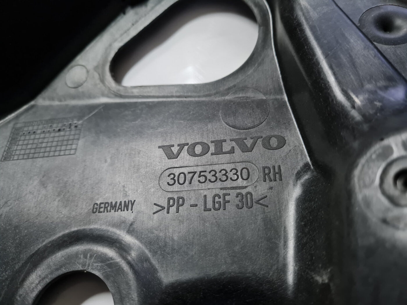 Stikla pacelšanas mehānisma panele priekš VOLVO XC 60 2009 4 Stikla pacelšanas mehānisma panele priekš VOLVO XC 60 2009