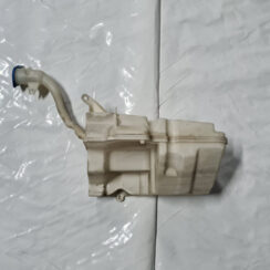 Mazgātāja šķidruma tvertne priekš VOLVO XC 60 2009