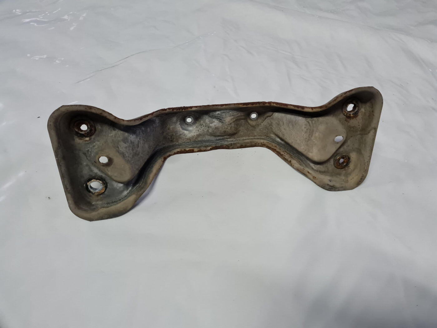 Kardāna kronšteins priekš VOLVO XC 60 2009 3 Kardāna kronšteins priekš VOLVO XC 60 2009