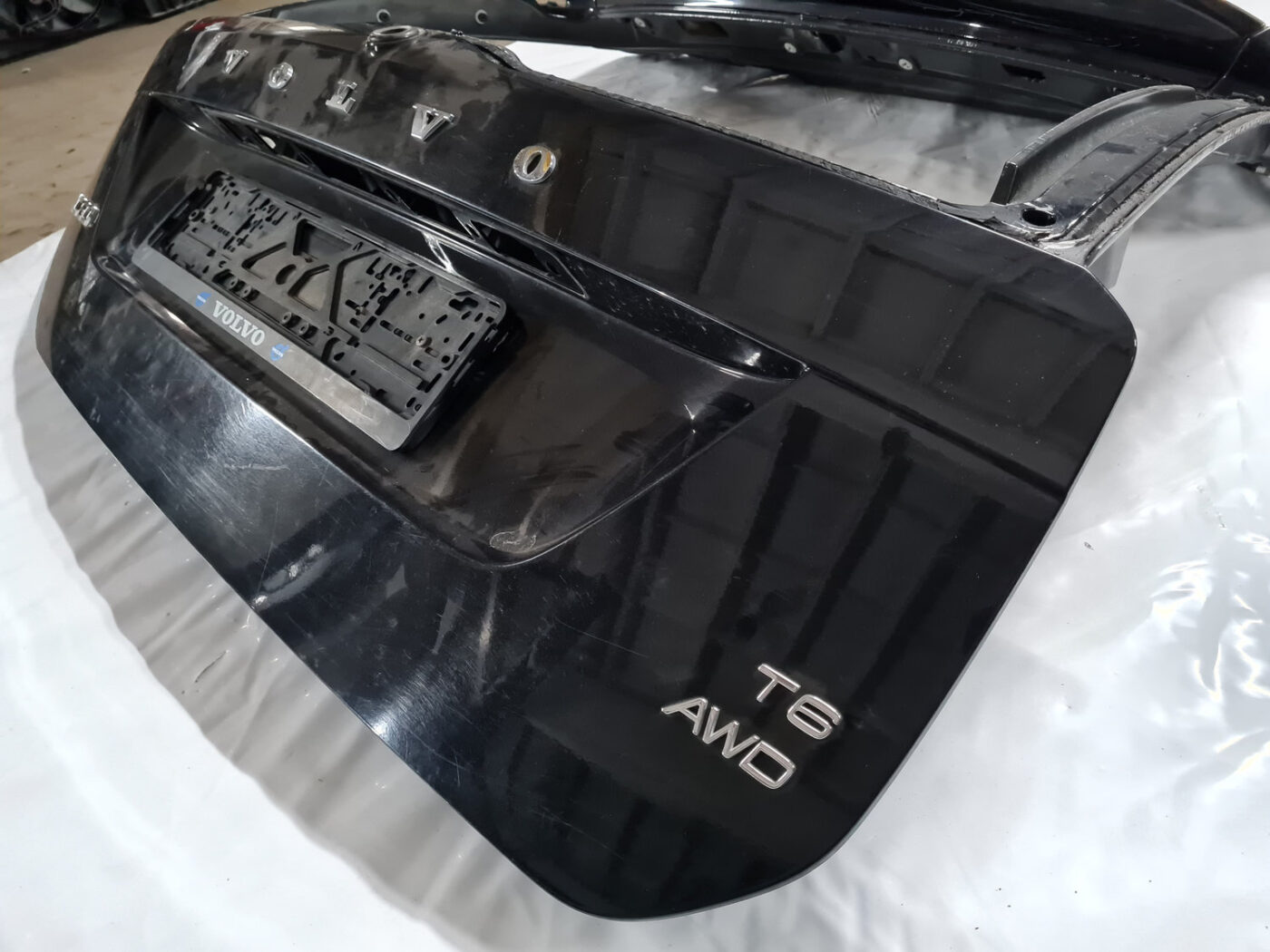 Bagāžnieka vāks priekš VOLVO XC 60 2009 22 Bagāžnieka vāks priekš VOLVO XC 60 2009