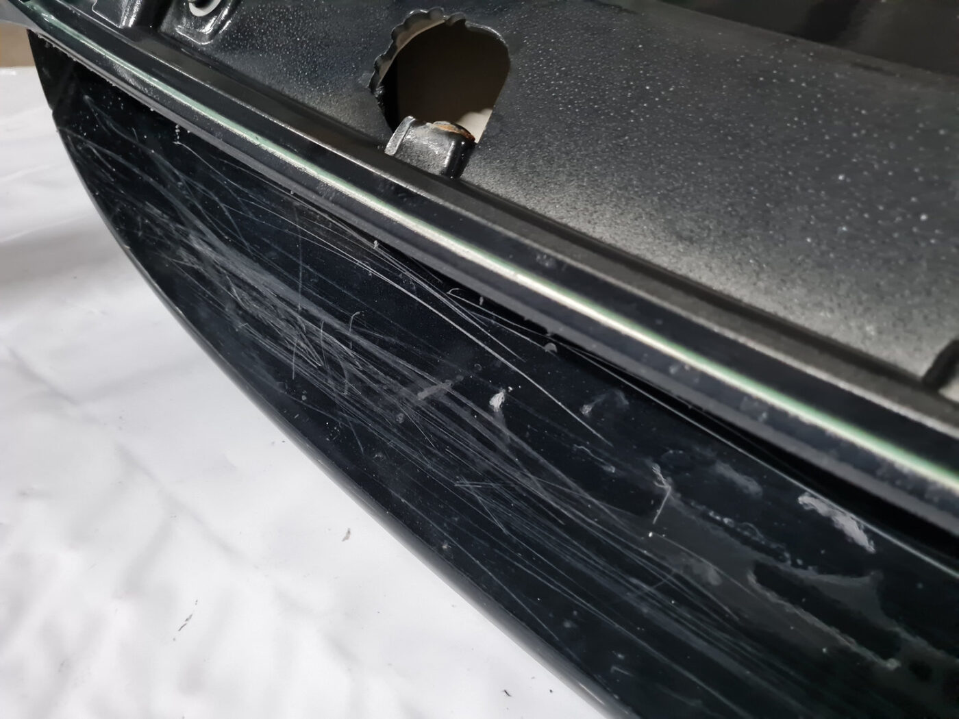 Bagāžnieka vāks priekš VOLVO XC 60 2009 3 Bagāžnieka vāks priekš VOLVO XC 60 2009