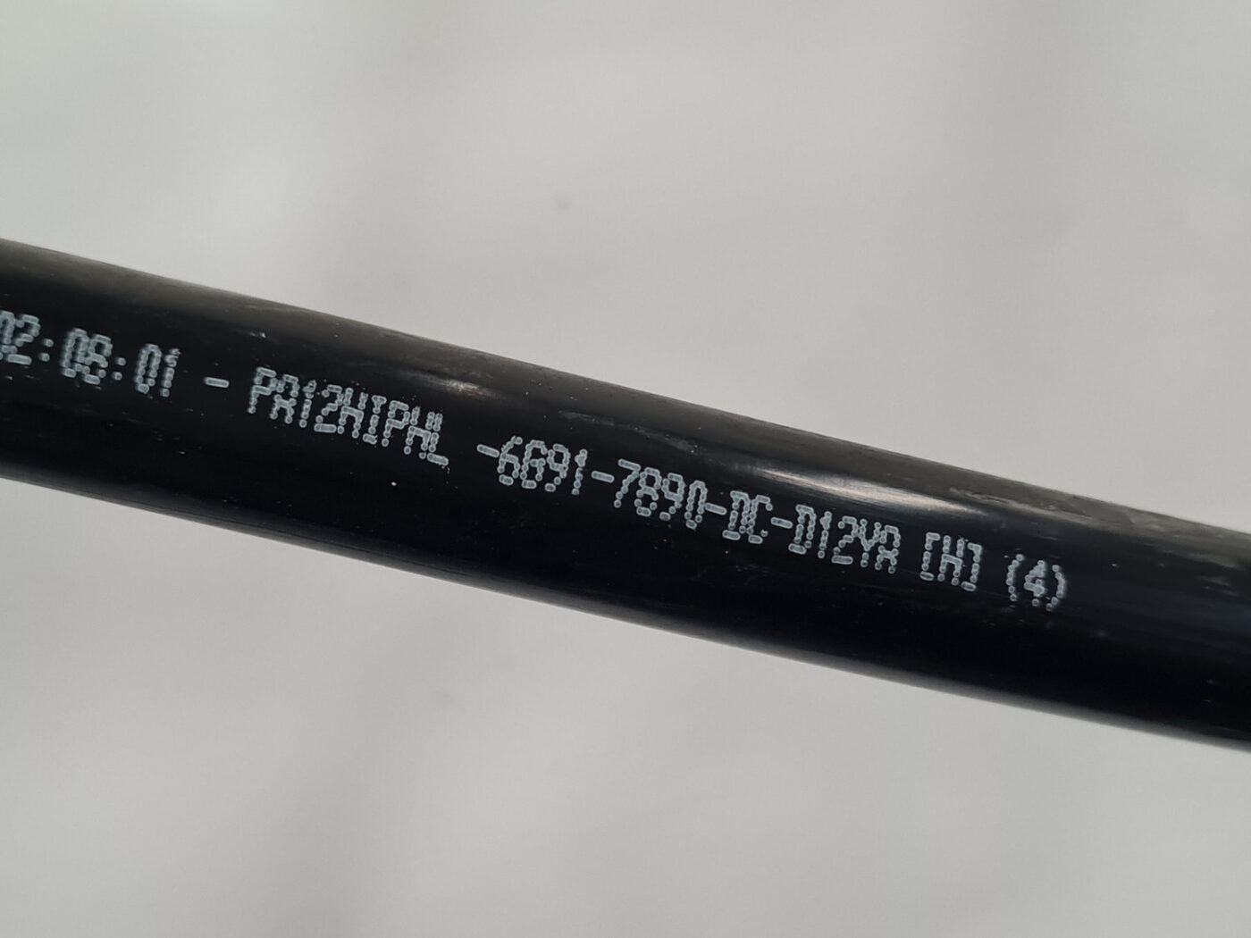 Pārnesumkārbas eļļas dzesētāja caurule/-s priekš VOLVO XC 60 2009 3 Pārnesumkārbas eļļas dzesētāja caurule/-s priekš VOLVO XC 60 2009