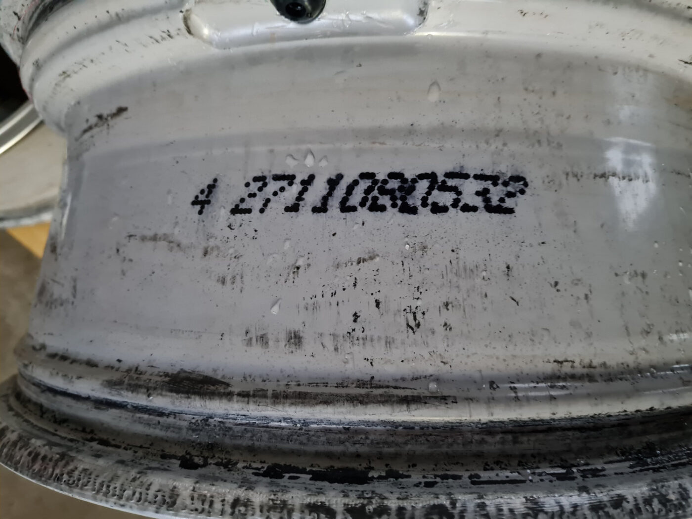 Lietie diski - vieglmetāla (kpl) priekš VOLVO XC 60 2009 8 Lietie diski - vieglmetāla (kpl) priekš VOLVO XC 60 2009