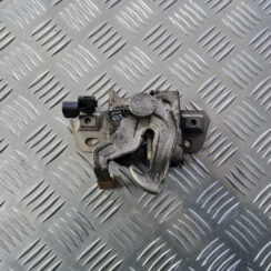 Pārsega slēdzene priekš VOLVO C30 2009