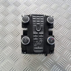 Klimata kontroles bloks priekš VOLVO C30 2009