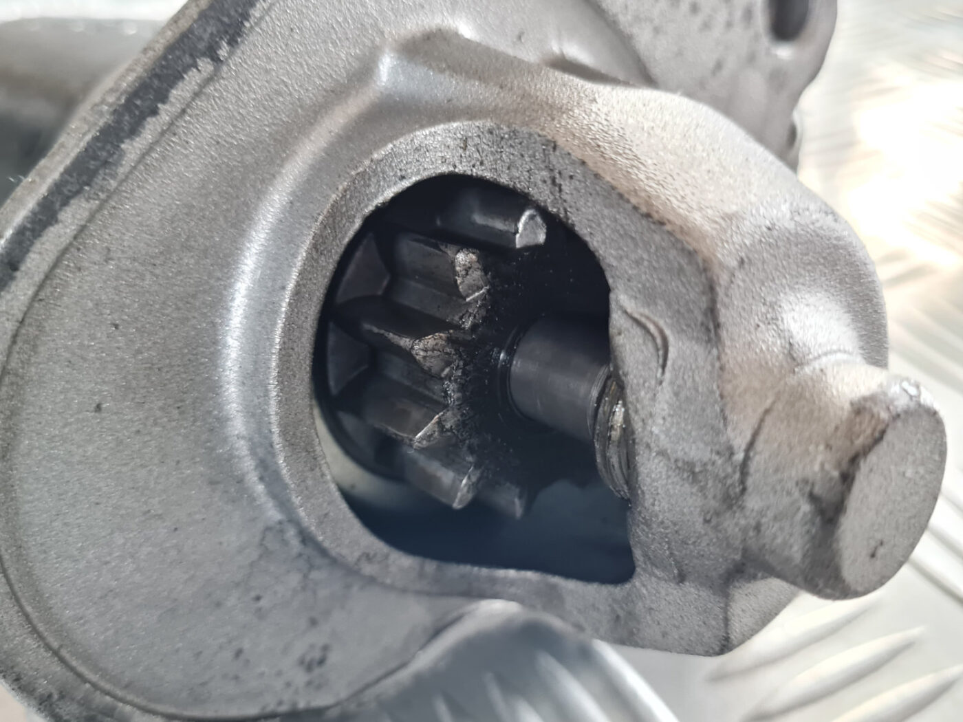 Starteris priekš VOLVO C30 2009