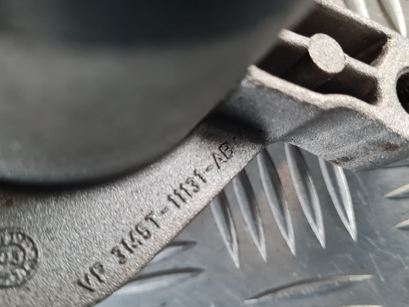 Starteris priekš VOLVO C30 2009