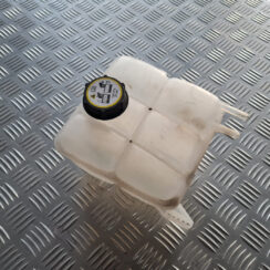 Dzesēšanas šķidruma tvertne priekš VOLVO C30 2009