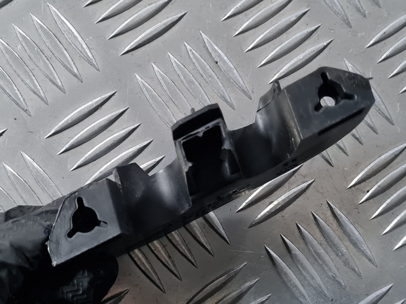 Salona plastmasa priekš VOLVO C30 2009