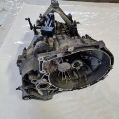 Mehāniska pārnesumkārba priekš VOLVO C30 2009