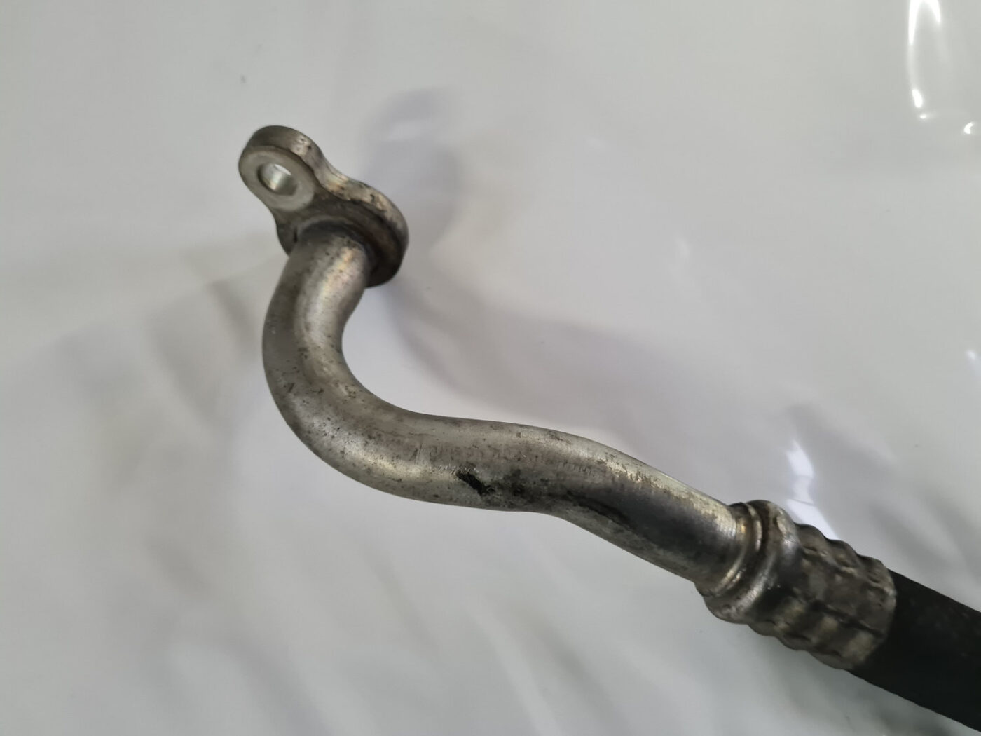 Gaisa kondicioniera caurule priekš VOLVO C30 2009 2 Gaisa kondicioniera caurule priekš VOLVO C30 2009